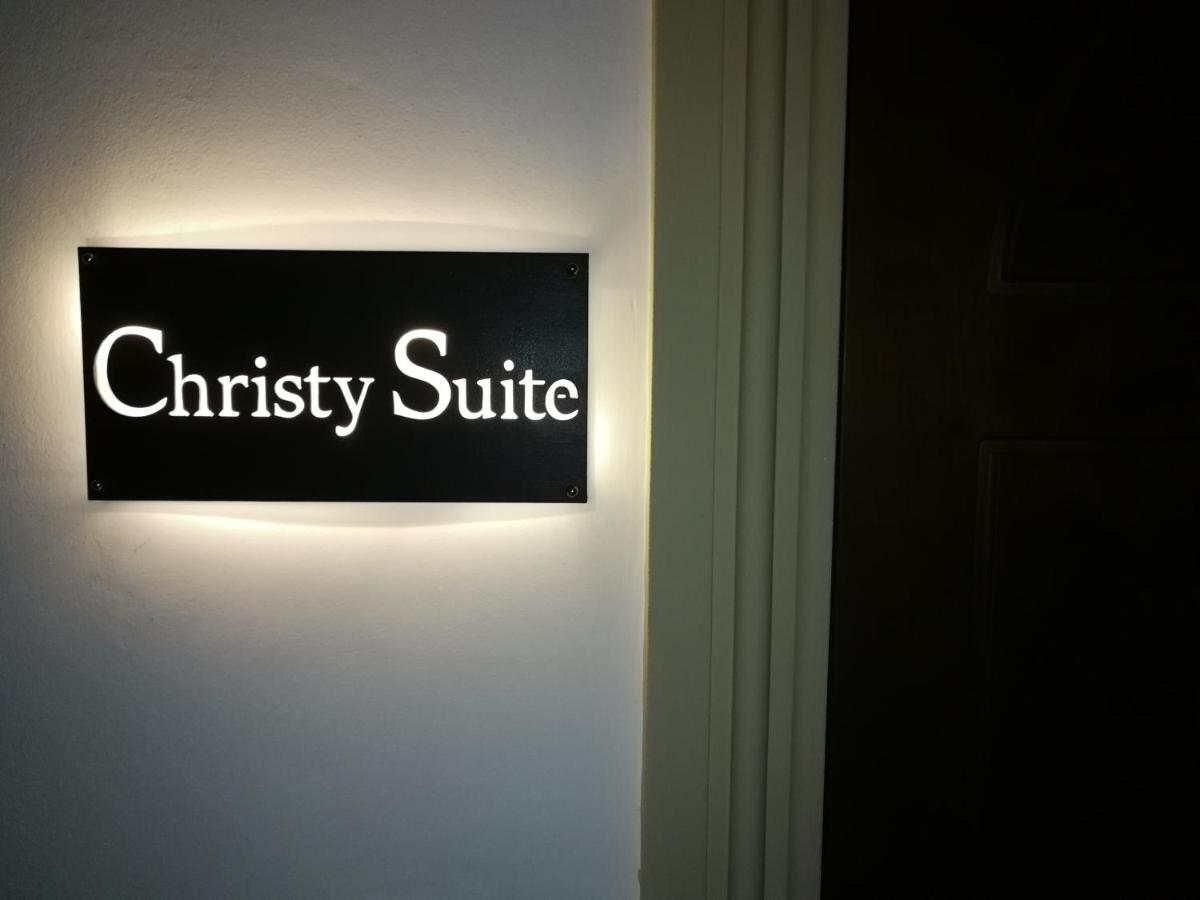 Christy Suite Elegante Appartamento Nel Centro Storico Di Anzio Kültér fotó