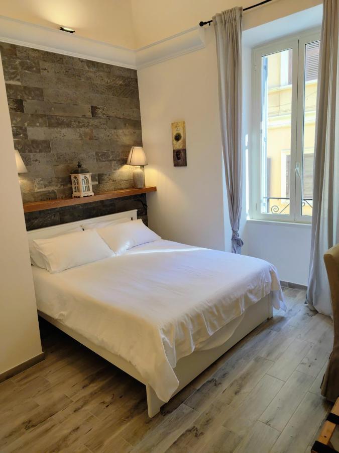 Christy Suite Elegante Appartamento Nel Centro Storico Di Anzio Kültér fotó